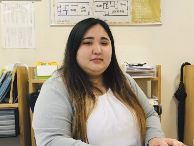 七条店　営業　八木