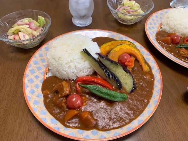 今日は野菜カレー！