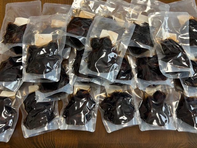 美味しい、黒豆をご提供頂きました!