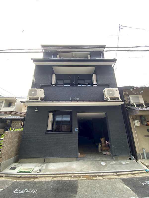 ラパン四条大宮 外観